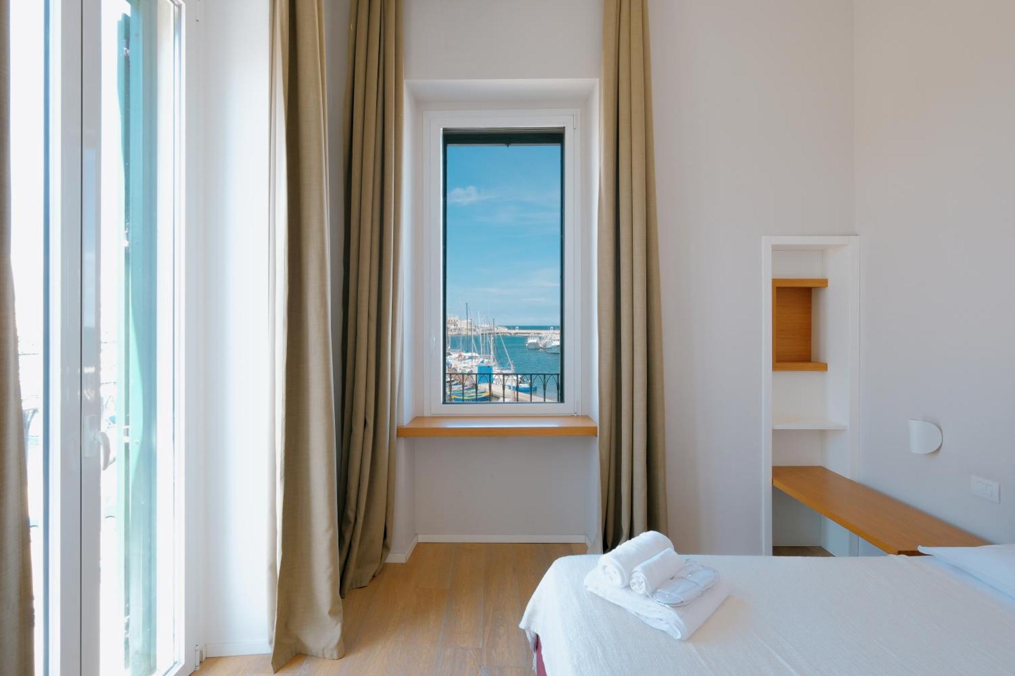 La Finestrella Hotel Bari Buitenkant foto